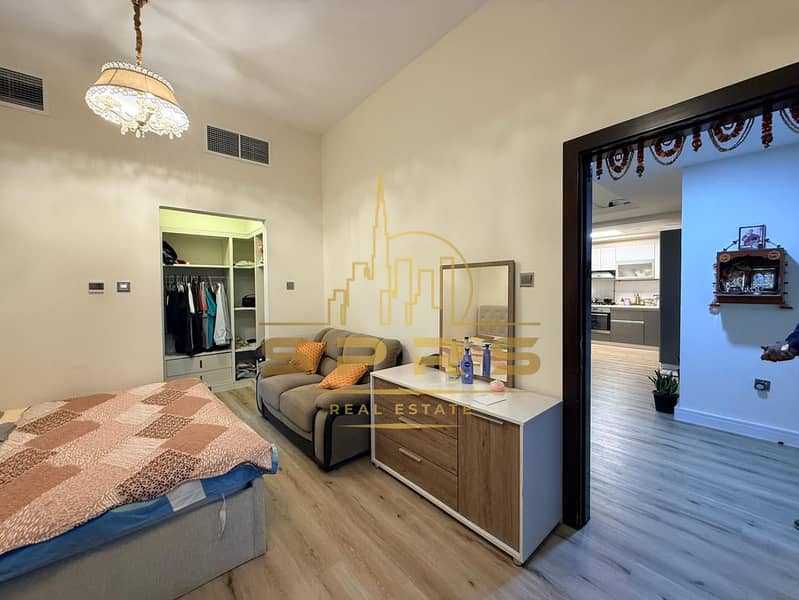 2 Parkings | Spacious | Bright Layout - Image 12