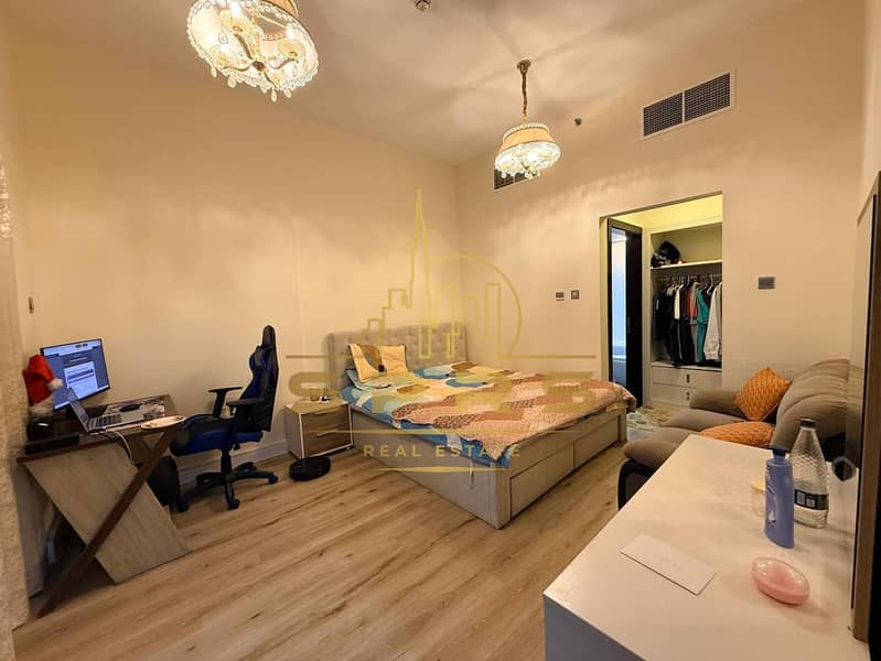 2 Parkings | Spacious | Bright Layout - Image 13