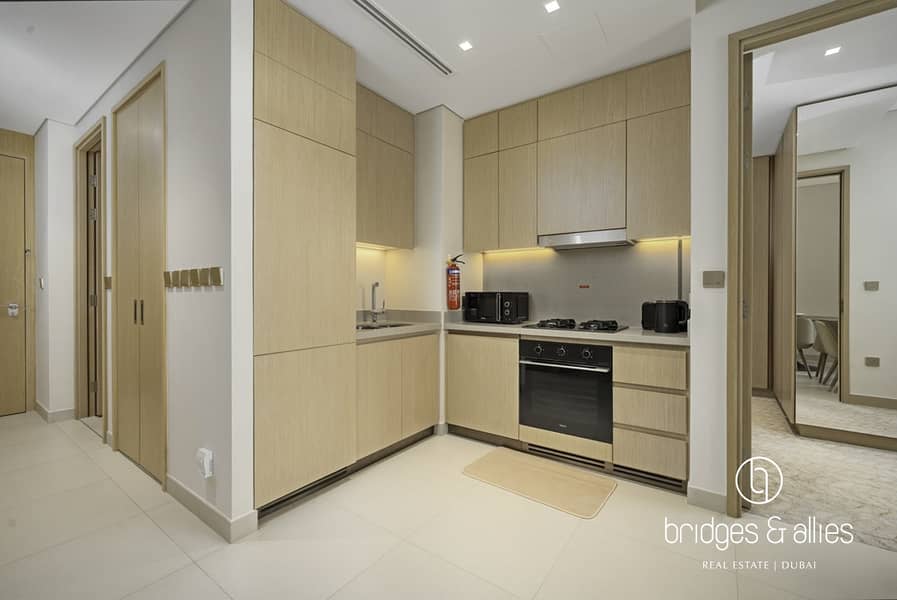 BRAND NEW | SUPER HIGH FLOOR | GREAT LAYOUT | 1 BR