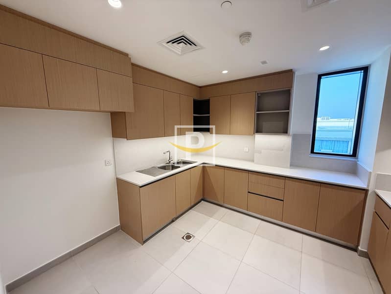 Premium corner unit overlooking Creek Beach | Best price