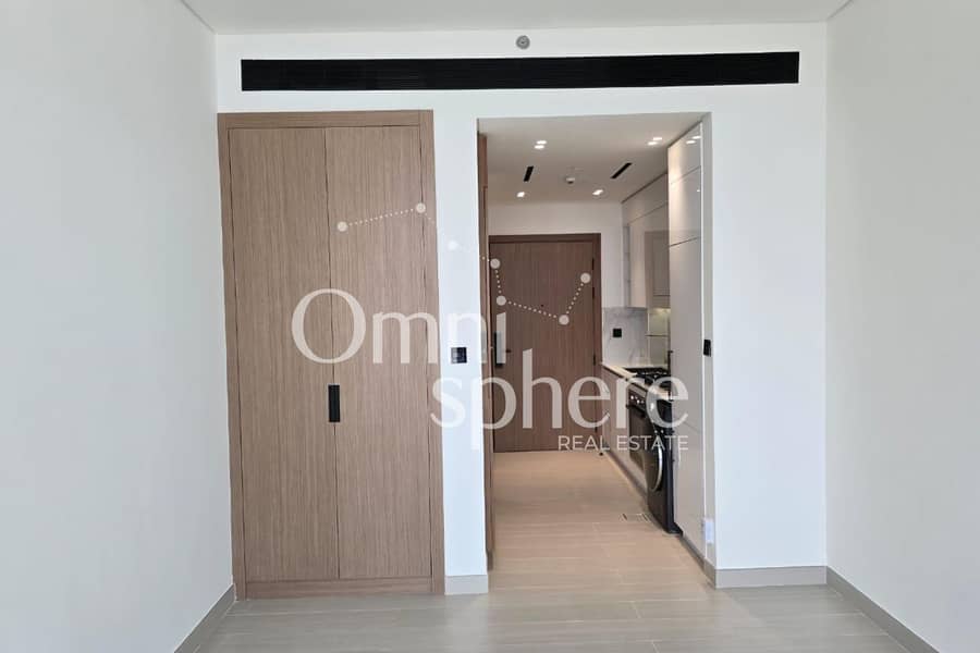 Brand New | Smart Home System | Mid Floor | Rented