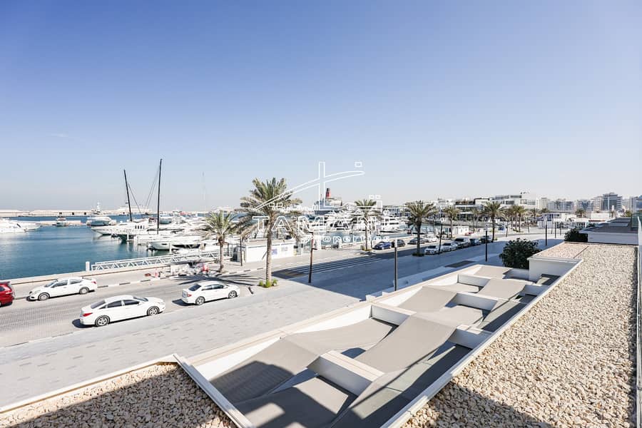 Brand new Sea view Multiple options - Image 30