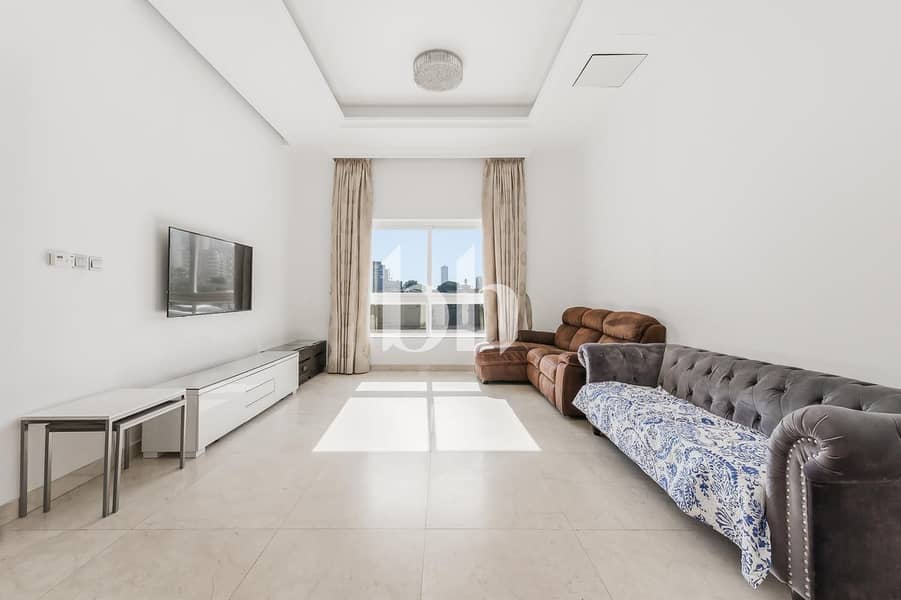 Luxury | Corner Villa| Prime Location| Al Barsha 3 - Image 16