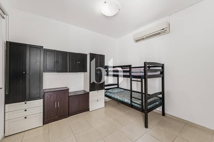 Luxury | Corner Villa| Prime Location| Al Barsha 3 - Image 24