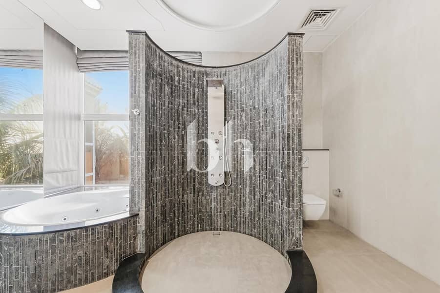 Luxury | Corner Villa| Prime Location| Al Barsha 3 - Image 27