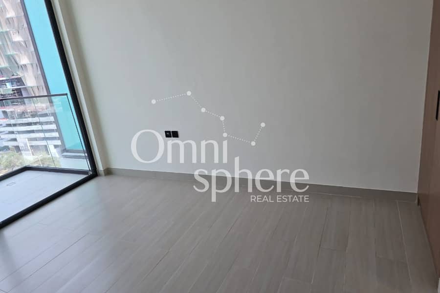 Brand New | Smart Home System | Mid Floor | Rented