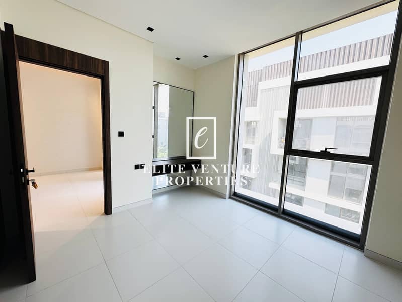 VACANT | 2 BEDROOM | SPACIOUS | PRIME LOCATION - Image 8