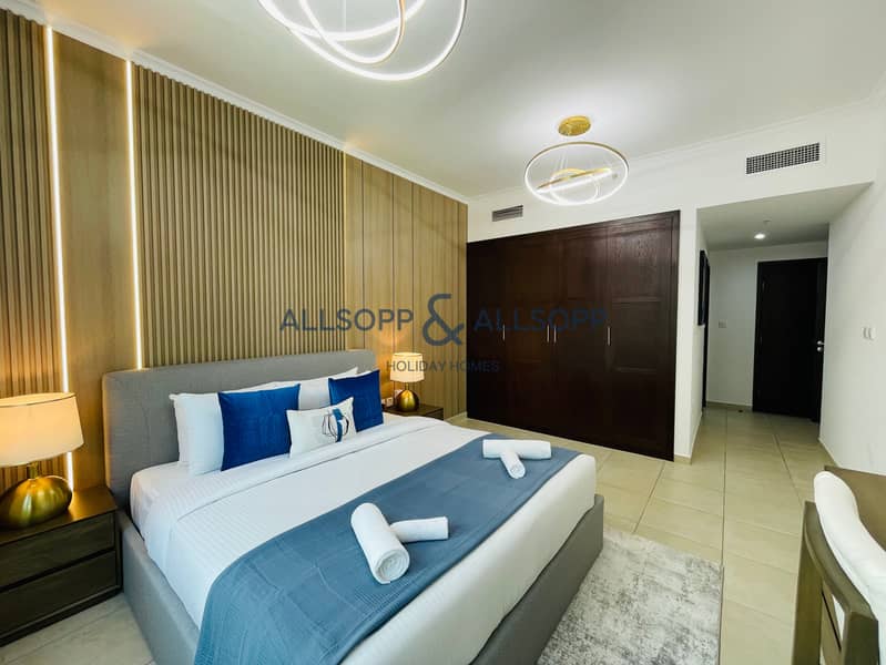 Full Burj Khalifa Fireworks View -2 BR in Downtown - Image 16