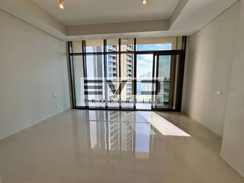 Hot Deal / High Floor / Unique Layout