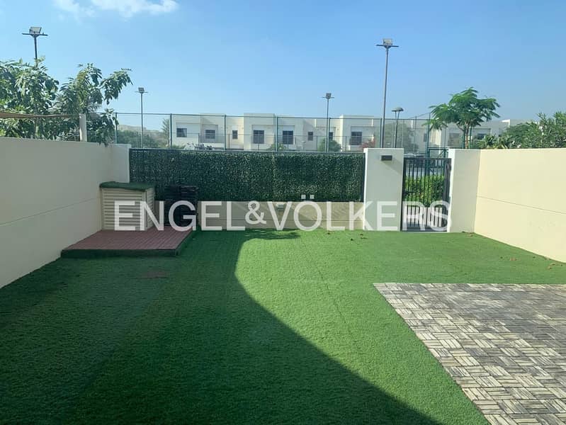 Landscaped | Facing Amenities | Single Row - Image 6