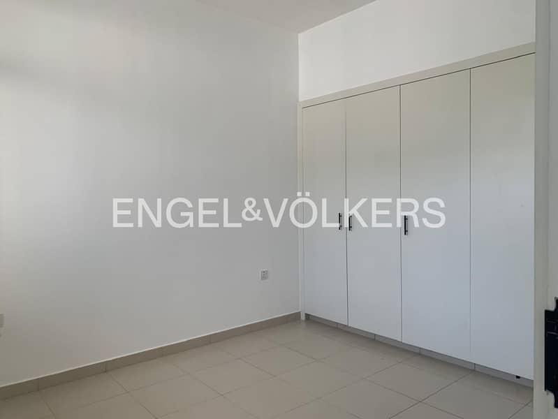 Landscaped | Facing Amenities | Single Row - Image 9