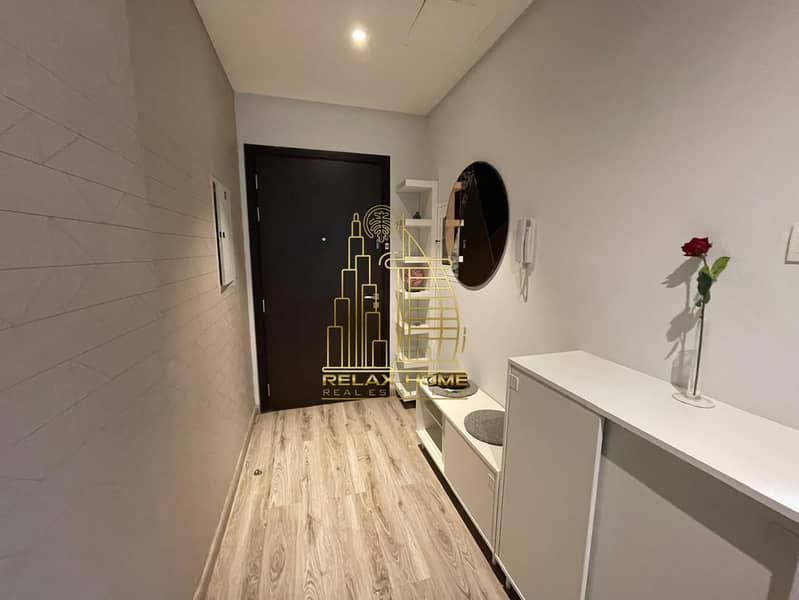 Fully Furnished 1BHK | Ready to Move | Gym & Pool | Near Metro