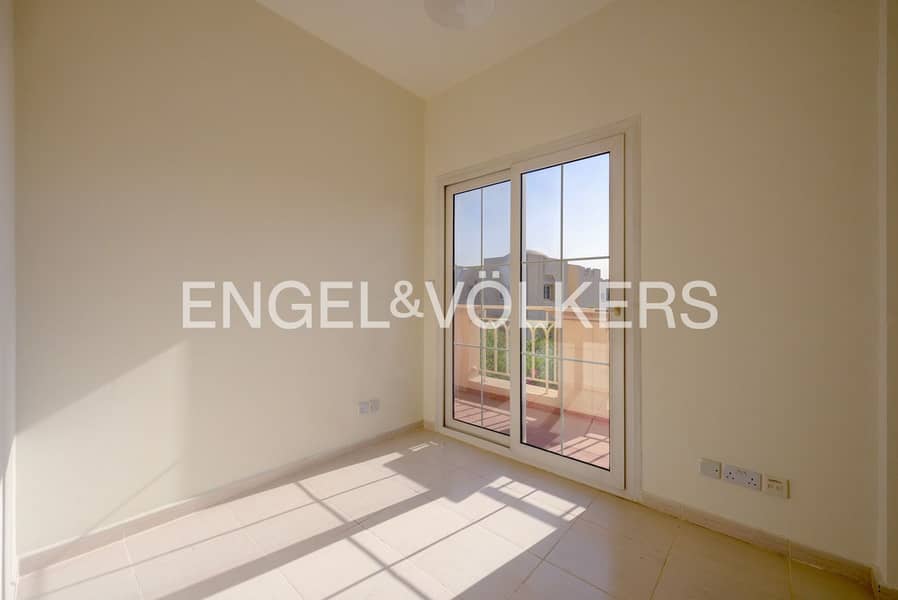 Natural Light | Lake View | Available Now - Image 9