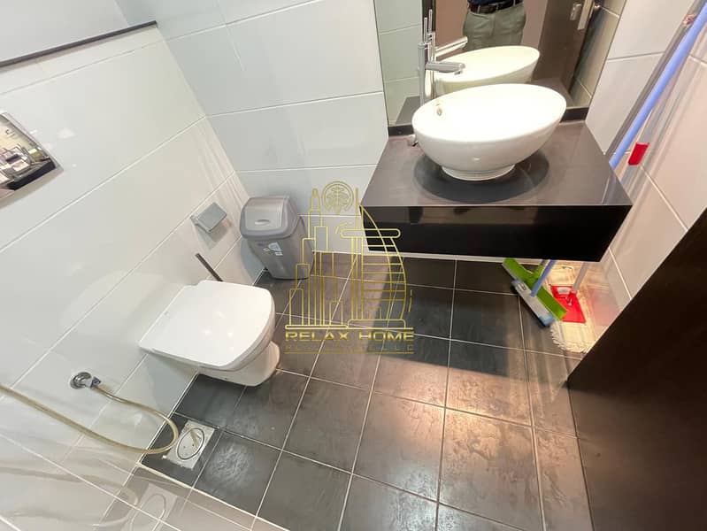 Fully Furnished 1BHK | Ready to Move | Gym & Pool | Near Metro - Image 11