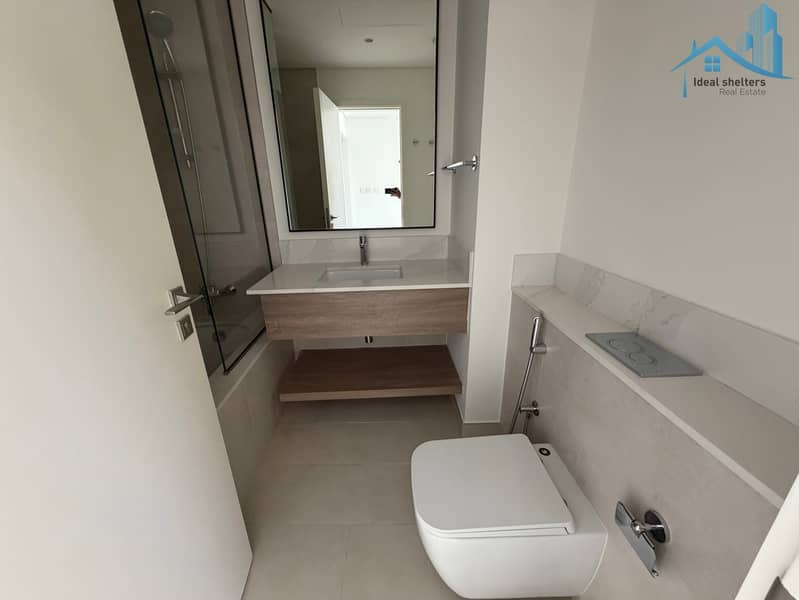 Luxury 3 Bedroom + Maid | Prime Single Row | Park Facing - Image 10