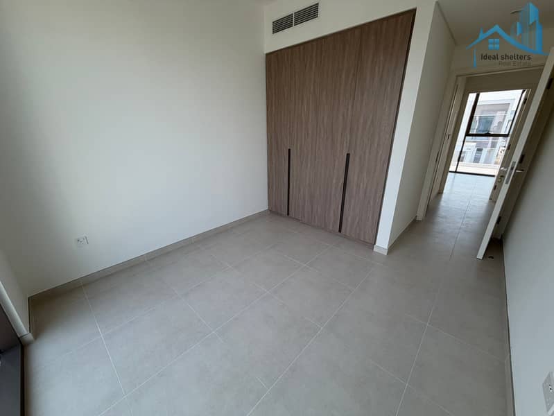 Luxury 3 Bedroom + Maid | Prime Single Row | Park Facing - Image 9