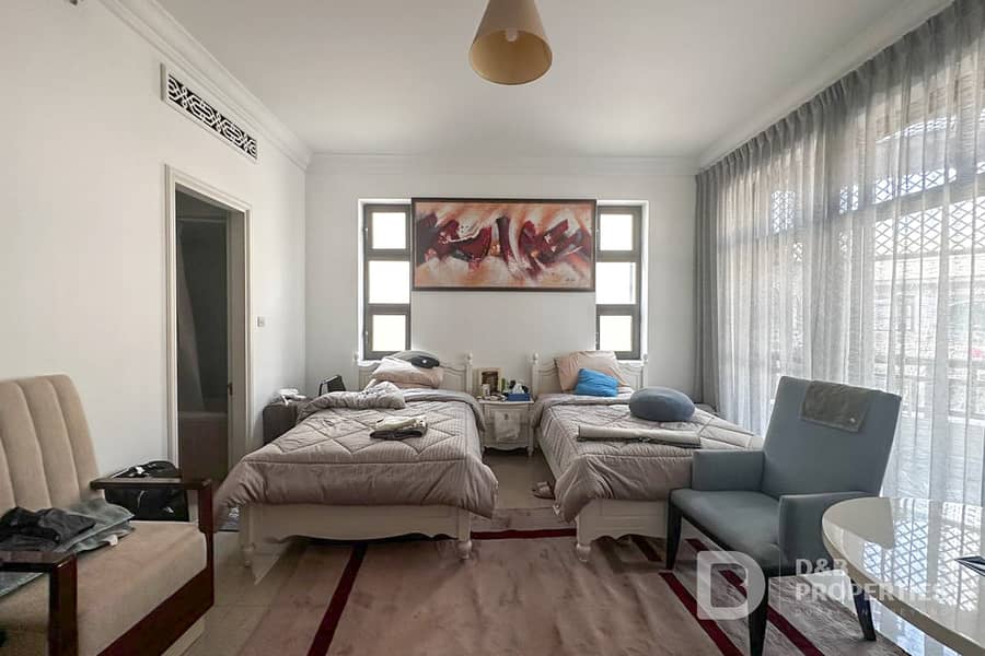 Burj Khalifa View | Souk Al Bahr | Study