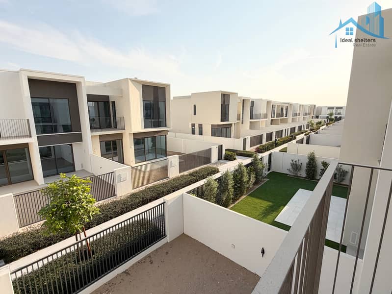 Luxury 3 Bedroom + Maid | Prime Single Row | Park Facing - Image 27