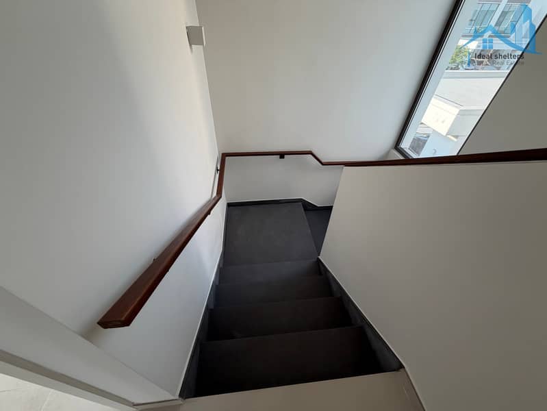 Luxury 3 Bedroom + Maid | Prime Single Row | Park Facing - Image 23