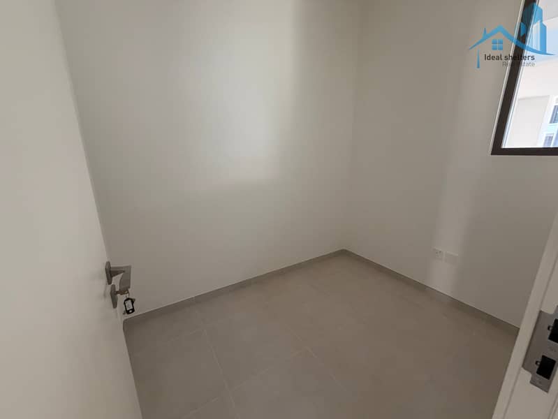 Luxury 3 Bedroom + Maid | Prime Single Row | Park Facing - Image 35