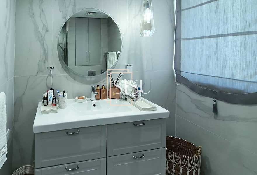 Fully upgraded| Furnished | Owner Occupied - Image 25