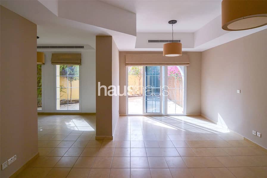 Close to pool | Extended | Vacant