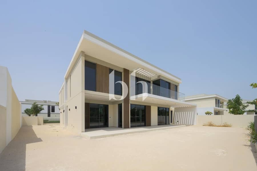 Brand New | Park Backing | Exclusive