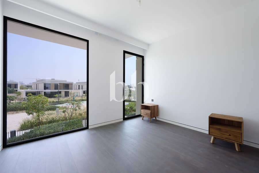 Brand New | Park Backing | Exclusive - Image 15