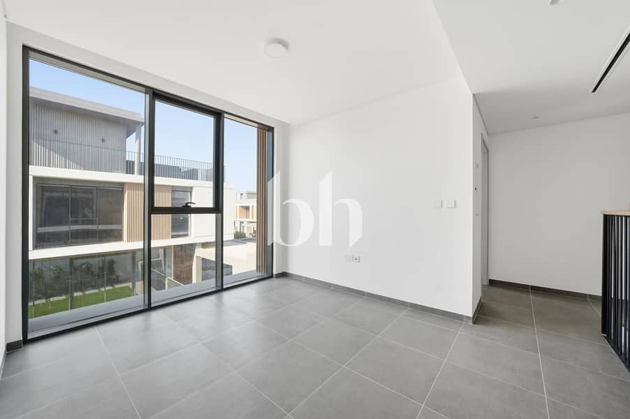 Great Location | Vacant on Transfer | Spacious - Image 15