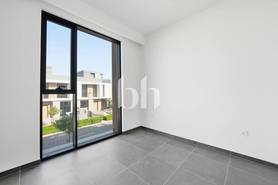 Great Location | Vacant on Transfer | Spacious - Image 17