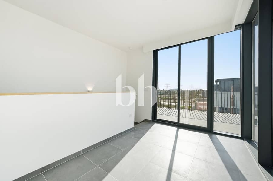 Great Location | Vacant on Transfer | Spacious - Image 18