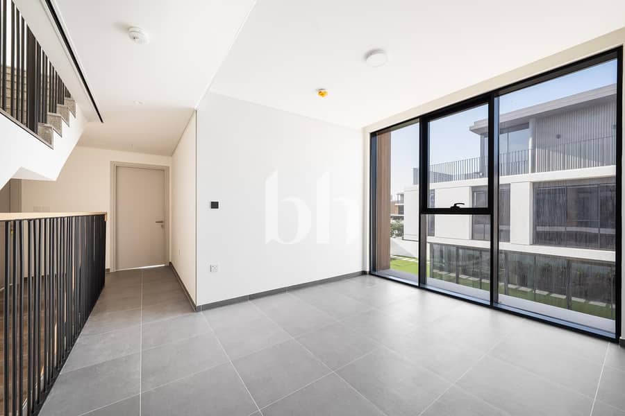 Great Location | Vacant on Transfer | Spacious - Image 23