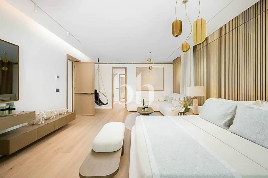 Brand New Upgraded | Garden Hall | Skyline Views - Image 12