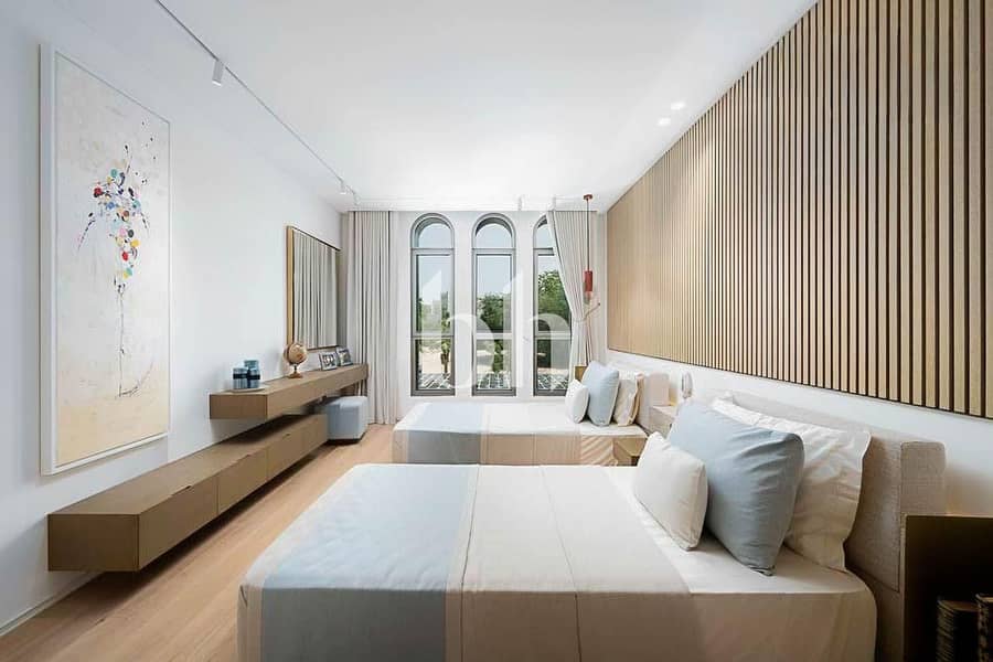 Brand New Upgraded | Garden Hall | Skyline Views - Image 17