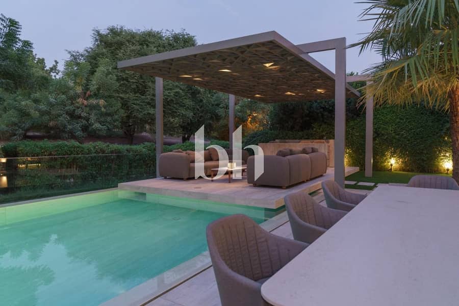 Brand New Upgraded | Garden Hall | Skyline Views - Image 24