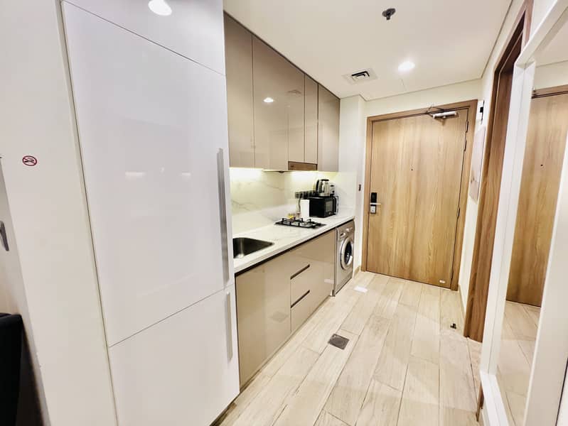 Same Like New // Spacious Furnished Studio Just 60k Rent 4 Cheques - Image 9