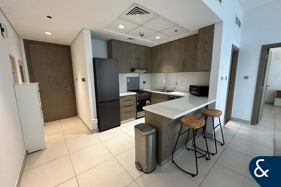 Furnished | Negotiable Cheques | Rooftop Pool