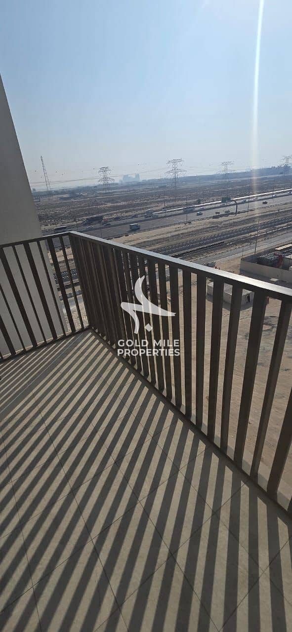 Prime Location - Ready to Move - Brand New - Image 8