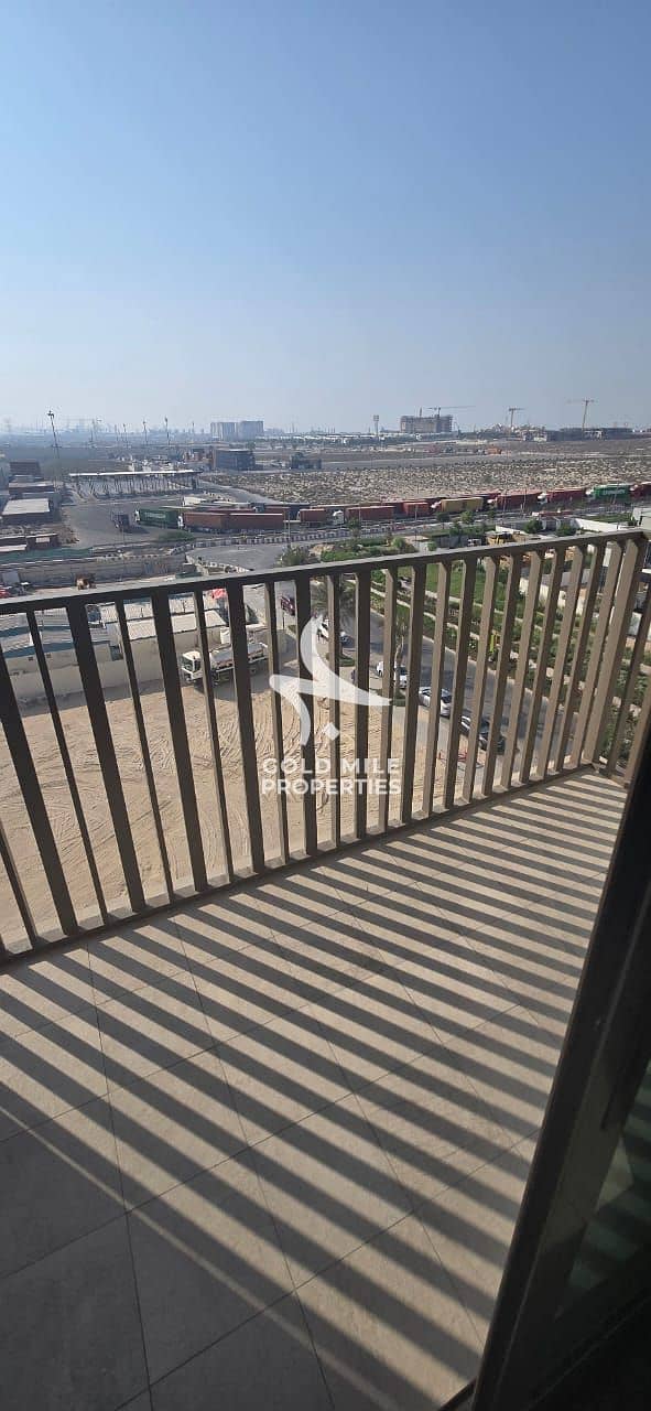 Prime Location - Ready to Move - Brand New - Image 10