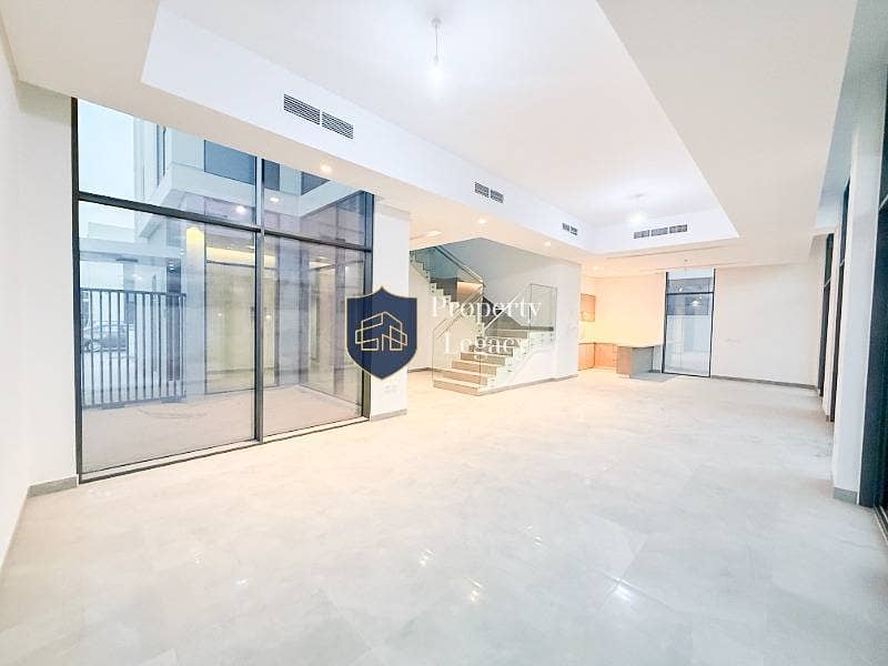 Vacant | Close to Pool | Murooj East