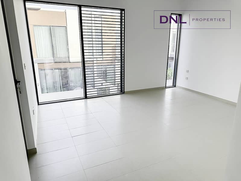 Lowest Price | Vacant | Spacious Layout