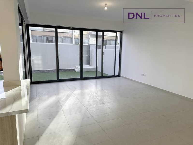 Lowest Price | Vacant | Spacious Layout