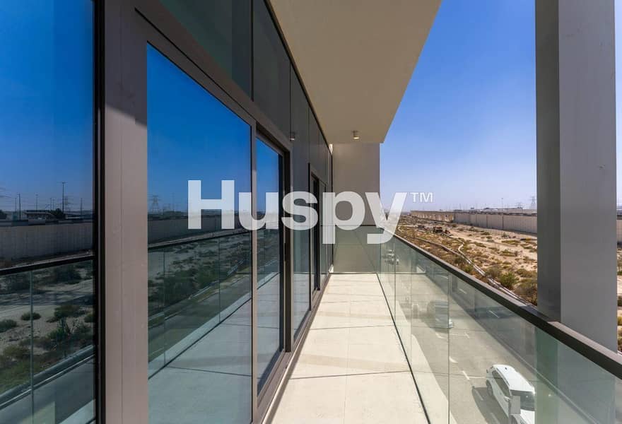 Brand New | Chiller Free | Road View