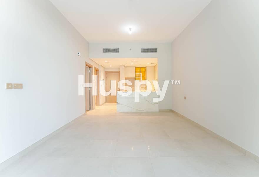 Brand New | Chiller Free | Road View