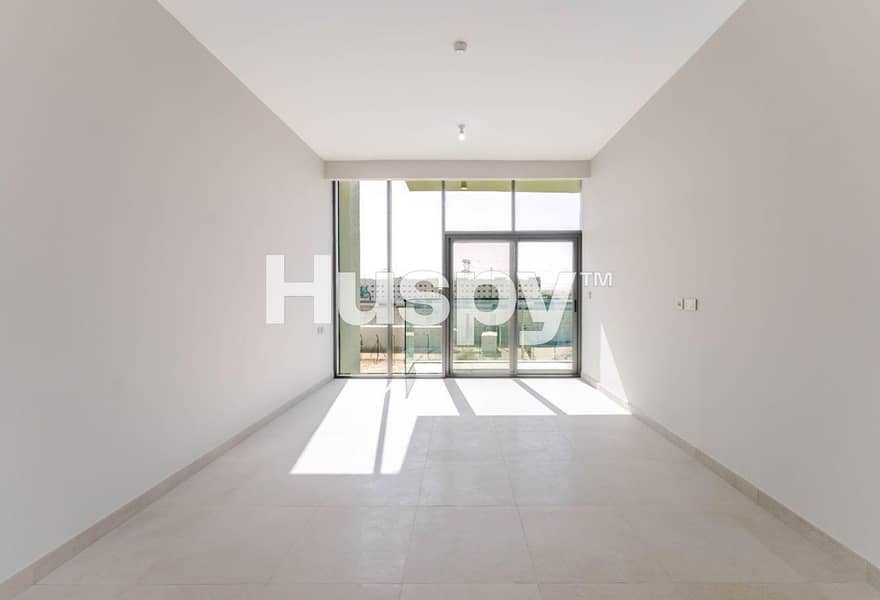 Brand New | Chiller Free | Road View