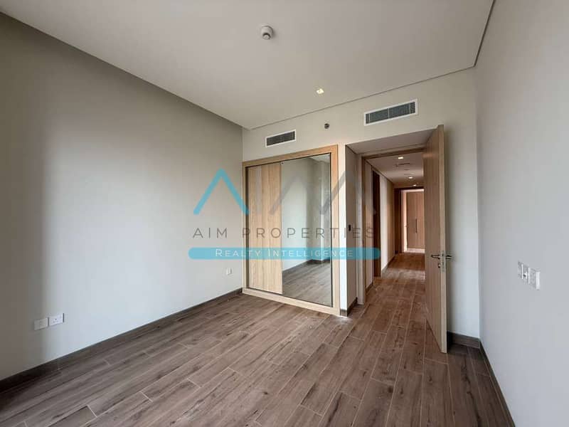 Brand New 3BHK + Maid | Spacious Layout, Prime Location - Image 8