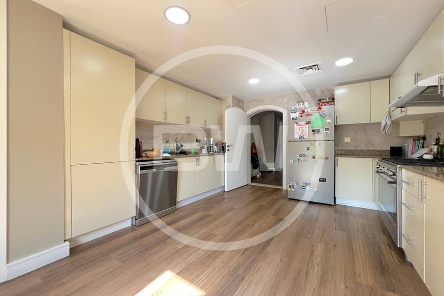 EXCLUSIVE | LAKE VIEW | 3,822 SQFT PLOT - Image 14