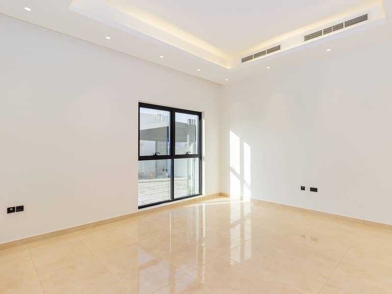 Brand New Arabic Villa / With Elevator / Huge Plot - Image 17