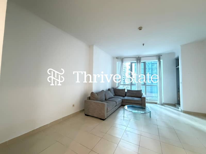 Upgraded | Vacant | Large Layout - Image 6