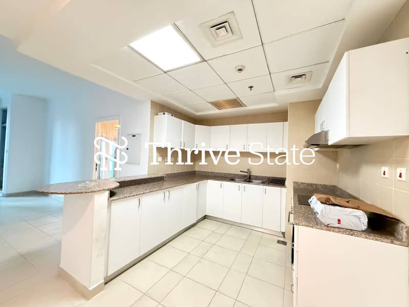 Upgraded | Vacant | Large Layout - Image 11